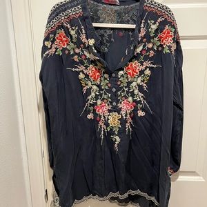 JOHNNY WAS BEAUTIFUL EMBROIDERED TOP